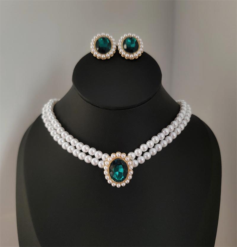 Vintage Imitation Pearl Necklace Earrings Jewelry Set for Women Emerald Crystal Choker Banquet Bridal Wedding Accessories