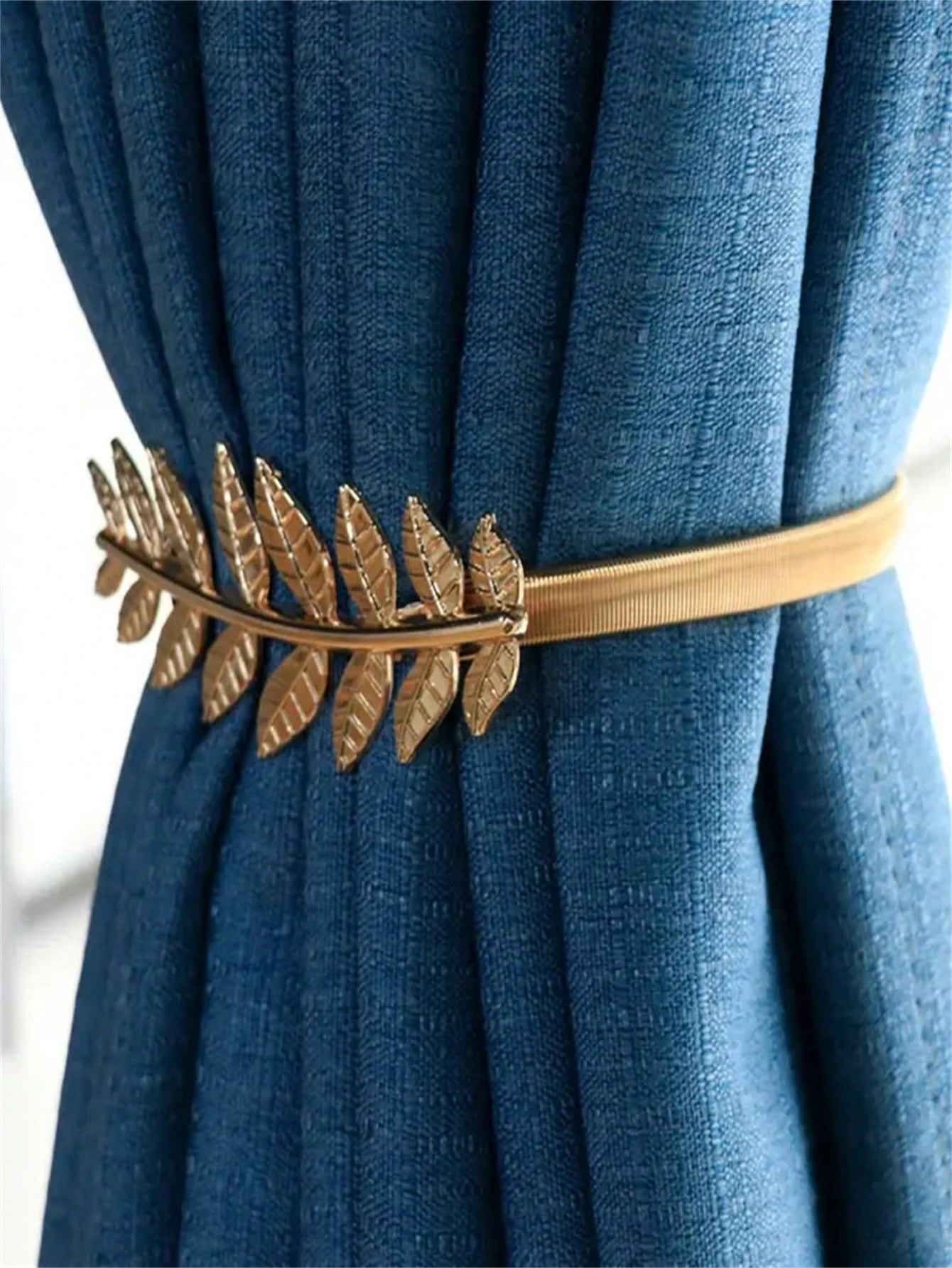 

1 шт. Модная металлическая подхватка для штор - Дизайн пружины Алюминиевый сплав Резьба по листьям Подхватка для штор для штор, Современная декоративная подхватка для штор золотой