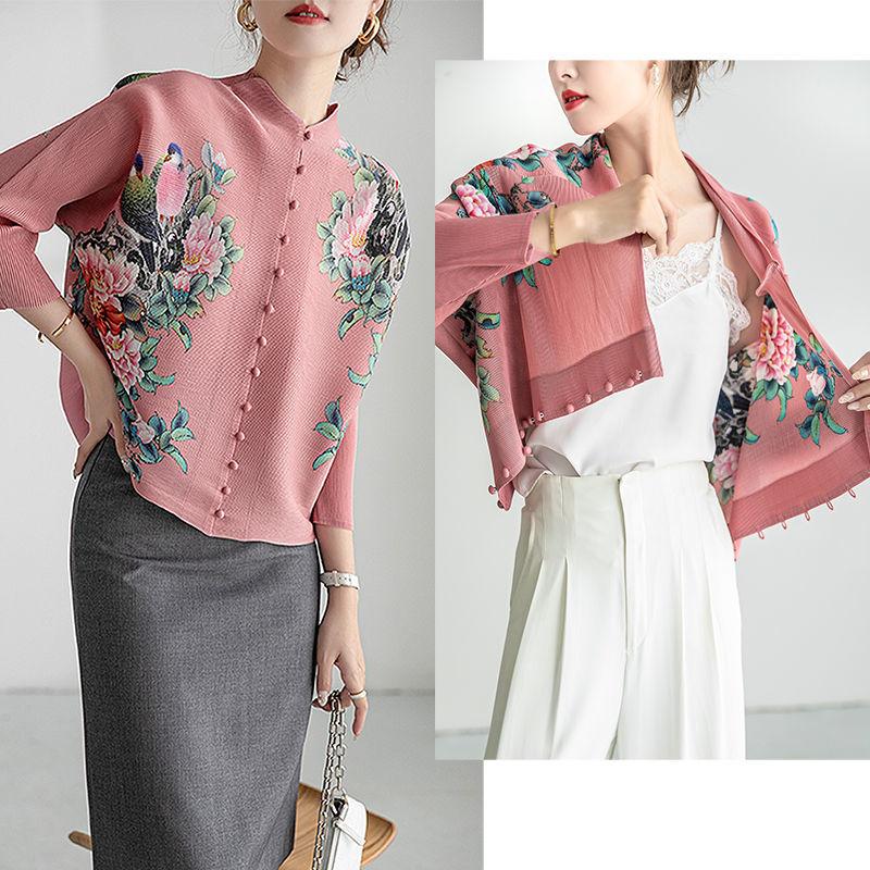 Folded Three-quarter Sleeves Single-breasted Printed Shirt Women 2022 Summer New Fashion Temperament Loose All-match Blouse