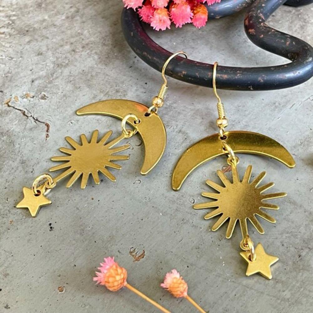 New Mysterious Ethereal Gold Color Sun Crescent Moon Stars Celestial Dangle Earrings for Woman Bohemia Ethnic Style Jewelry Gift
