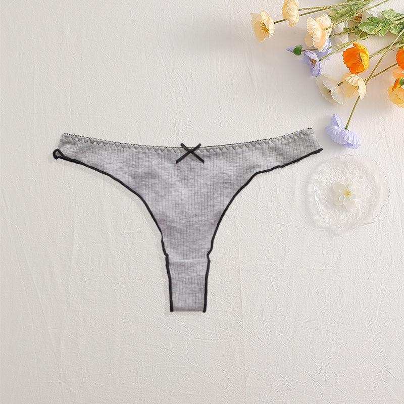 Solid Color Low-Rise Women’s Cotton Thong with Bowknot - Sexy, Comfortable, Breathable Underwear