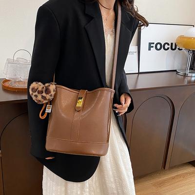 Modetrend Schultertasche 2025 Neue Umhängetasche Einfache Vielseitige Premium Bucket Bag Vielseitige Damentasche