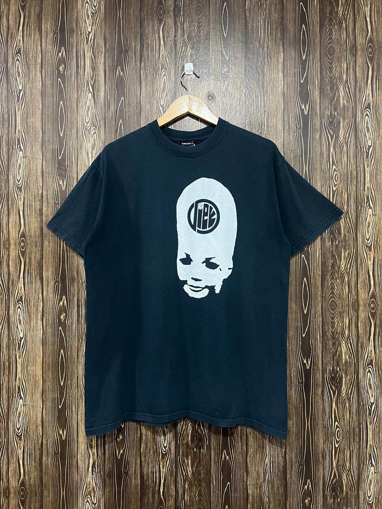 Vintage View Streetwear T-Shirt / Skateboards Tee / Weird Tee / Size L