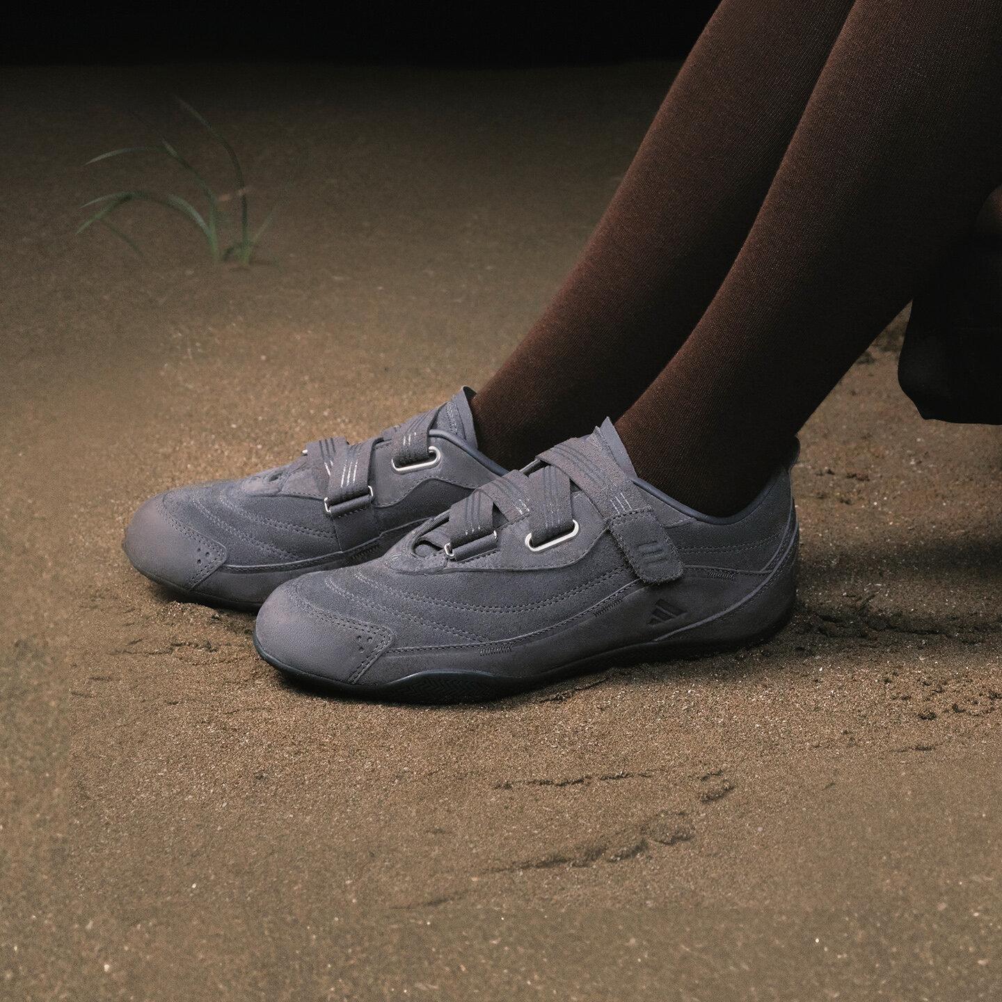 Adidas URBAN REVERIE Casual Shoes Women s Dark Gray 38.5