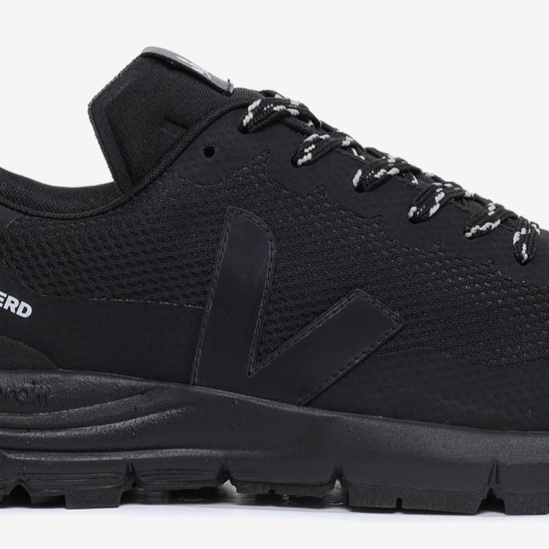 Veja Unisex Trekking Shoes Svju221ds01 864