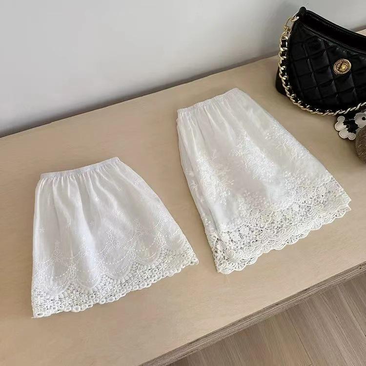 Korean Style White Lace Ballet Skirt Cover: Versatile Short Skirt with Lace-Up Detail for Women