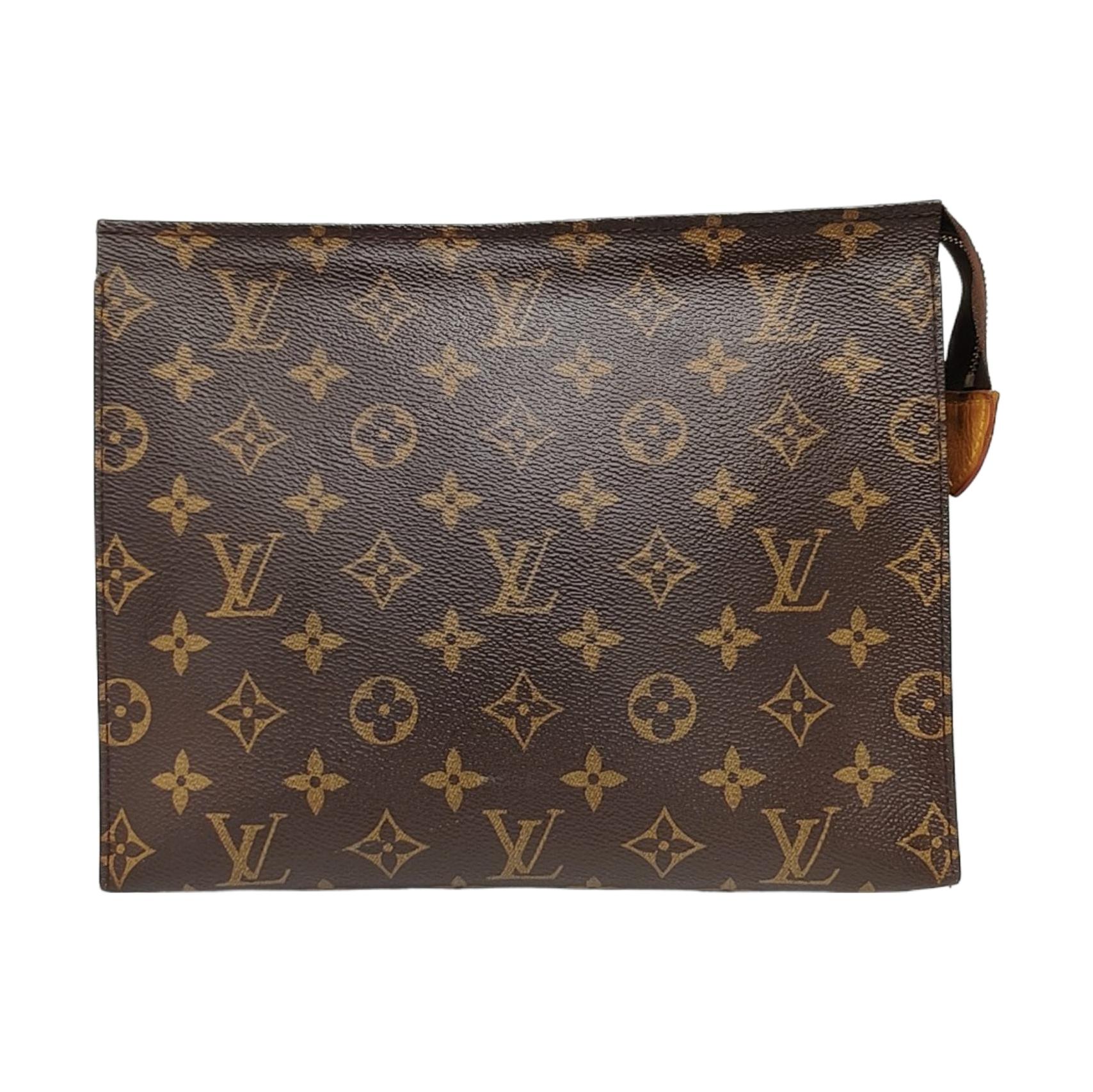 [Pre-Owned] Toiletry Pouch 26 Classic Monogram Canvas And Leather Wash Bag - Good #Y1SEC4 ONE SIZE