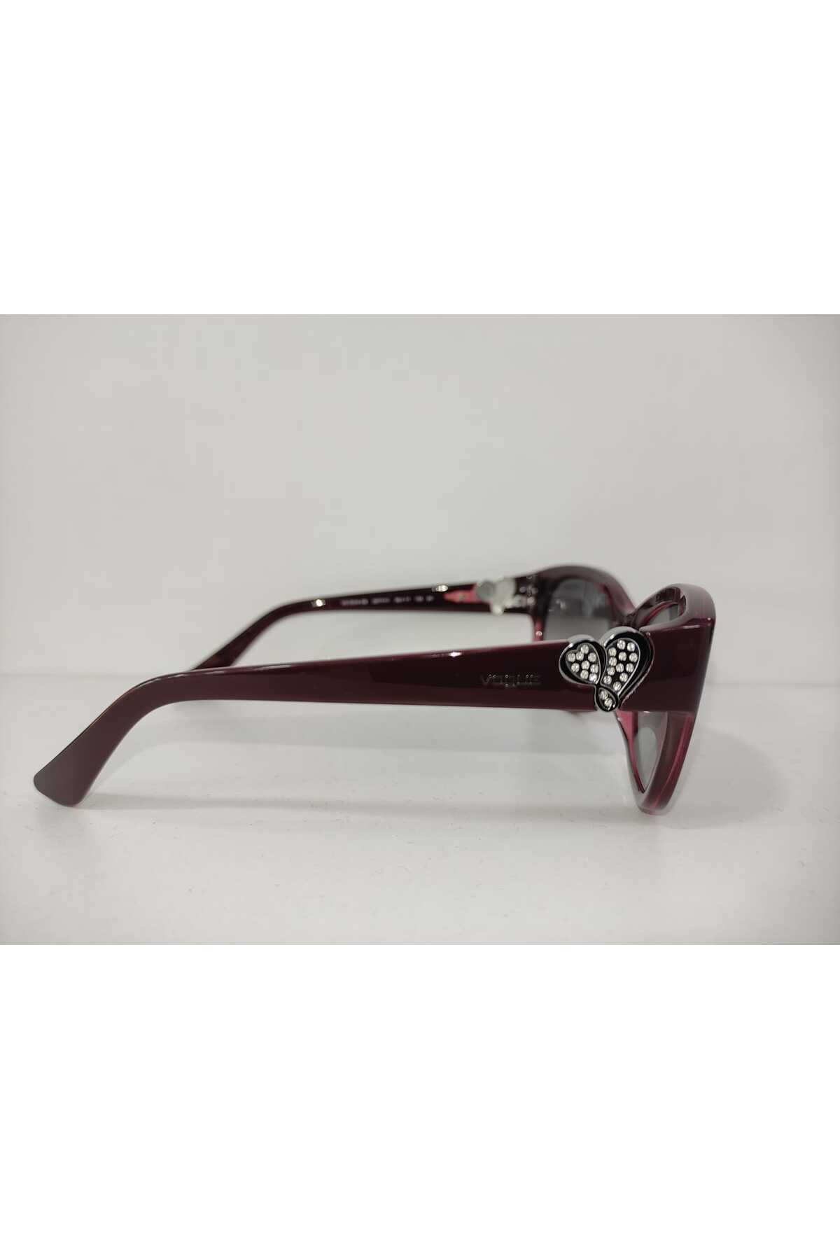 

Оригинальные женские солнцезащитные очки Vogue Eyewear Vo 5034-Sb 2377 11 56 17 135 2N