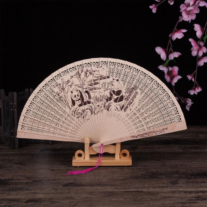 Exquisites Chinese Culture Handheld Fan Decorative Wood Handheld Folding Fan with Detailed Carving for Gift and Decors