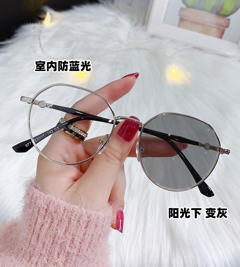 

New Anti-blue Photochromic Myopia Finished Glasses Polygon Anti-ultraviolet Near-sight Eyeglasses Ultralight Vintage Glasses -4.0