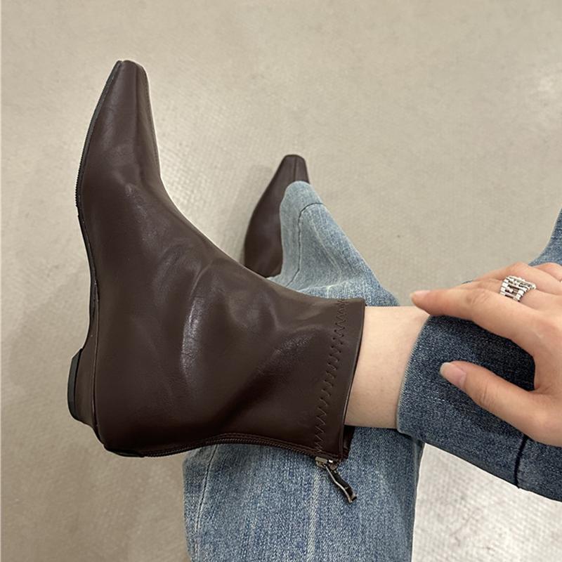 

2026 New Women s Ankle Boots Flats Fashion Pointed Toe Shoes Designer Chelsea Boots Walking Elegant Gothic Gladiator Mujer Boots 35 коричневий