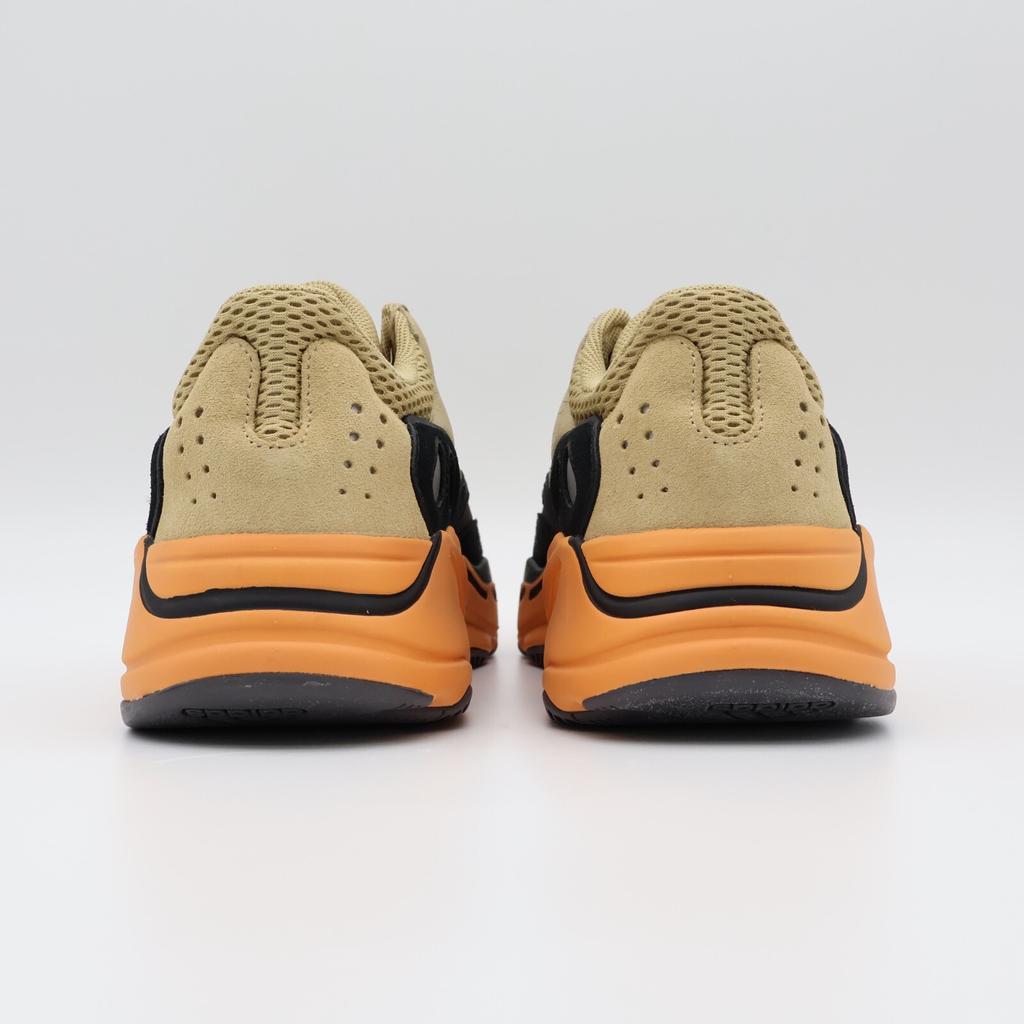GW0297 adidas Yeezy Boost 700 Enflame Amber (Herren)
