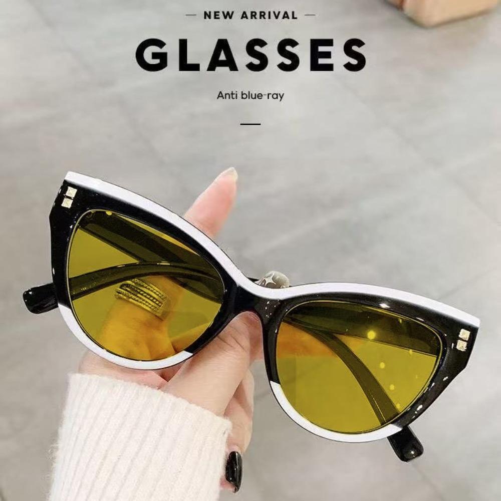 New Fashionable Large-frame Night Vision Myopia Glasses for Women Stylish Cat Eye Anti Blue Light Near Sight Eyeglasses Diopter
