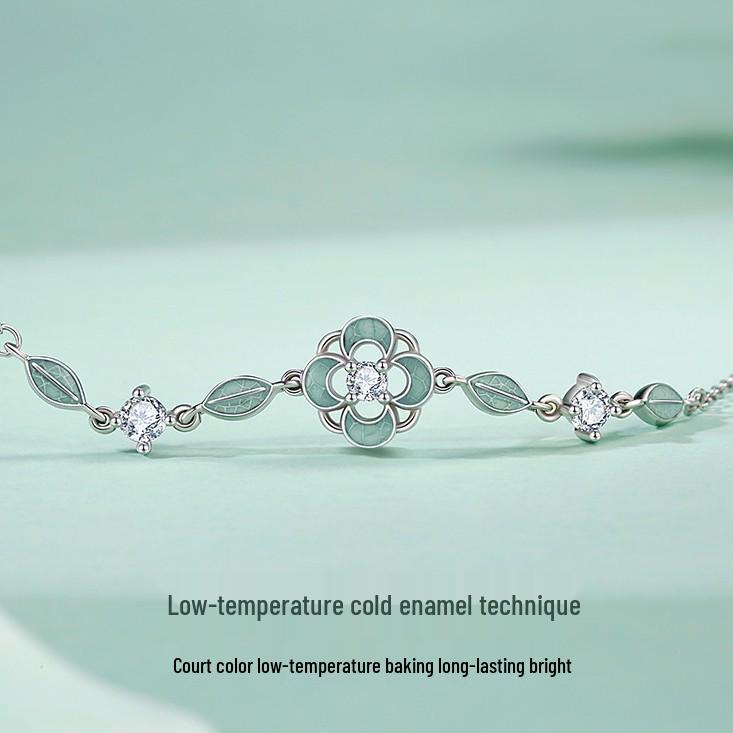 Enamel Drip Four-Leaf Clover Couple Bracelet: Luxurious Unisex Chinese Light Jewelry