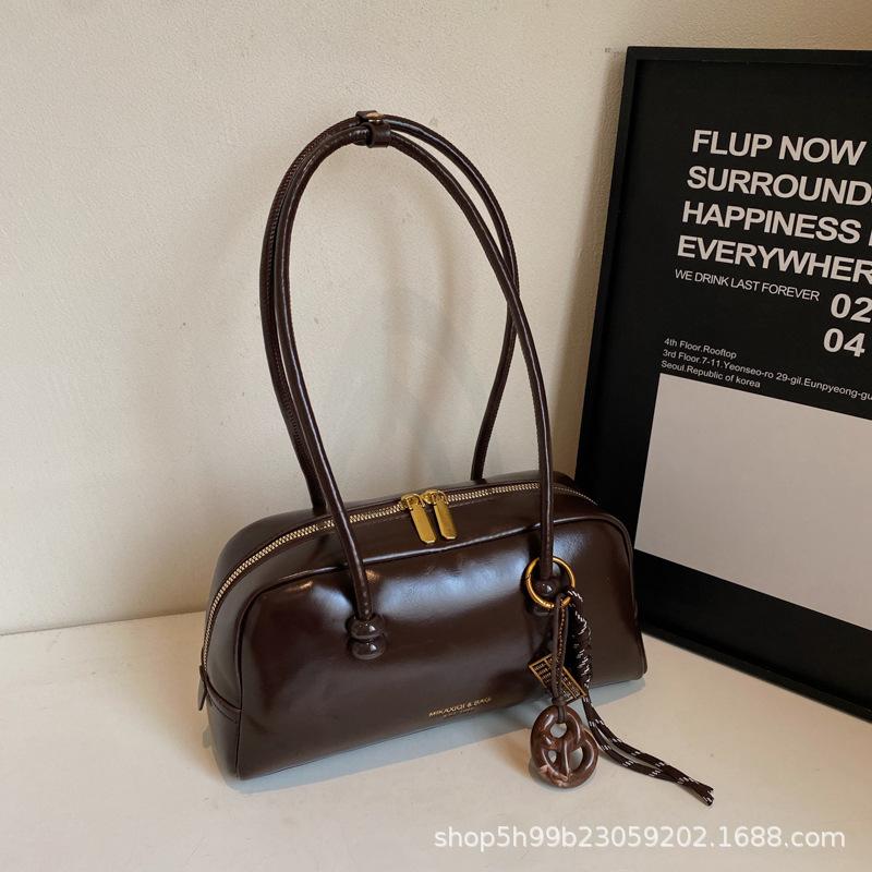 Premium texture retro baseball bag women's autumn and winter casual versatile shoulder bag large capacity hand bag