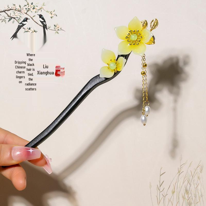 Elegant Retro Tassel Hairpin for Hanfu Updo - Women's Chinese Style Metal Hair Clip