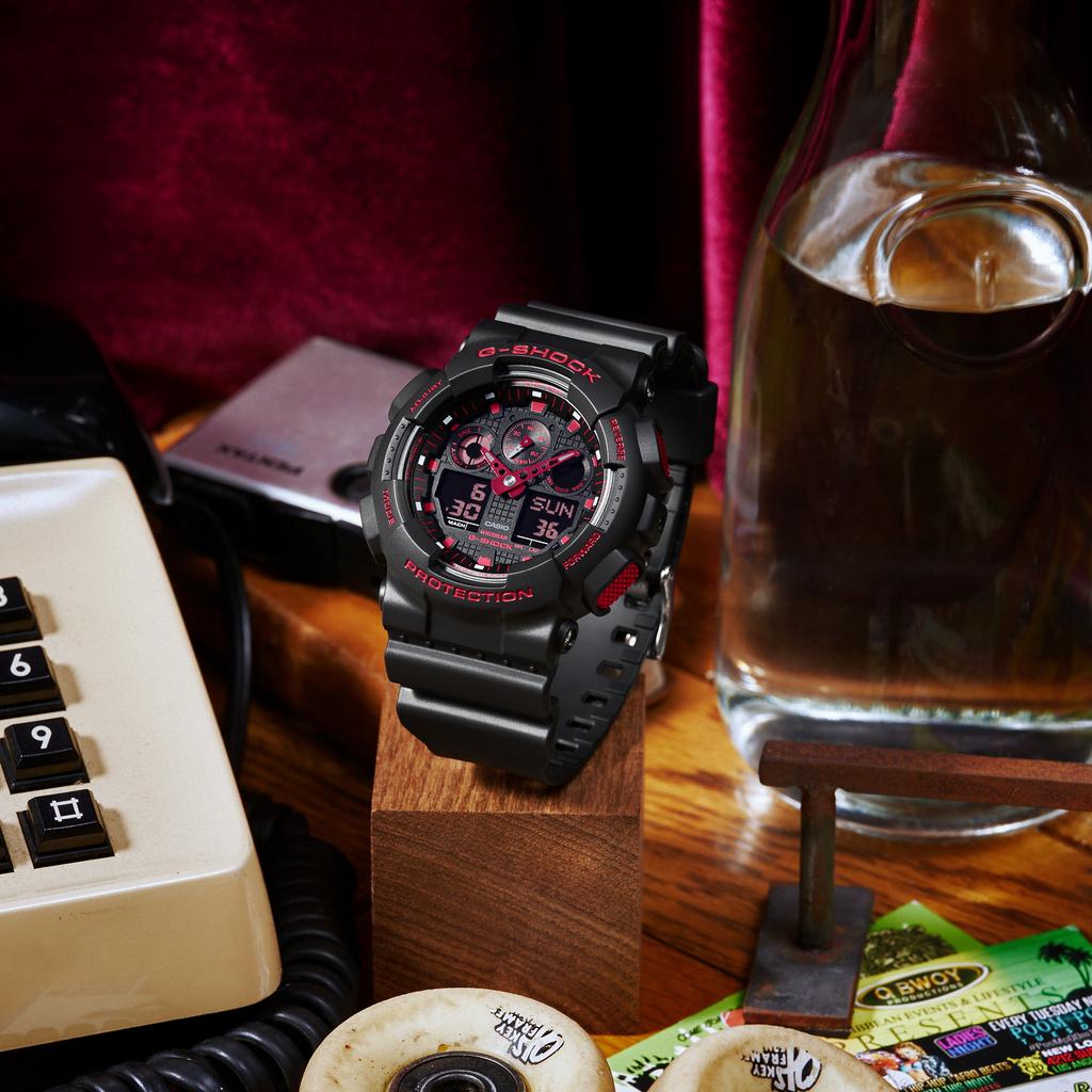 Casio G-SHOCK Men's Resin 200M Water Resistant Digital Shock Resistant Quartz Watch GA-100BNR-1A