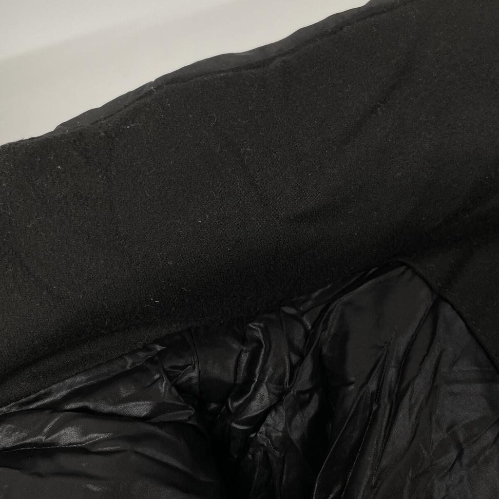 The North Face NF0A35BK Black Hooded Down Jacket Jacket XL blackUsed