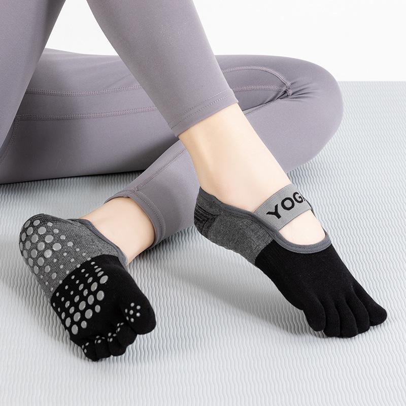 

Women s Summer Non-Slip Five-Toe Yoga & Pilates Socks - Thin, Professional Indoor Sports Dance Boat Socks