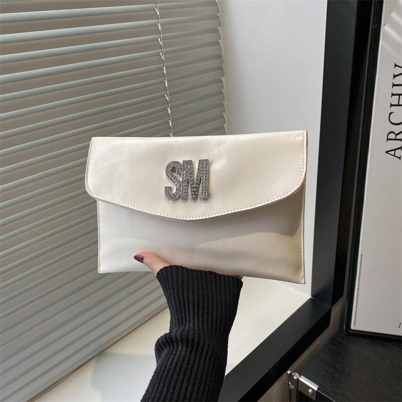 

Новая однотонная простая атмосфера маленькая квадратная сумка большая вместимость повседневный клатч деловой портфель для поездок белый