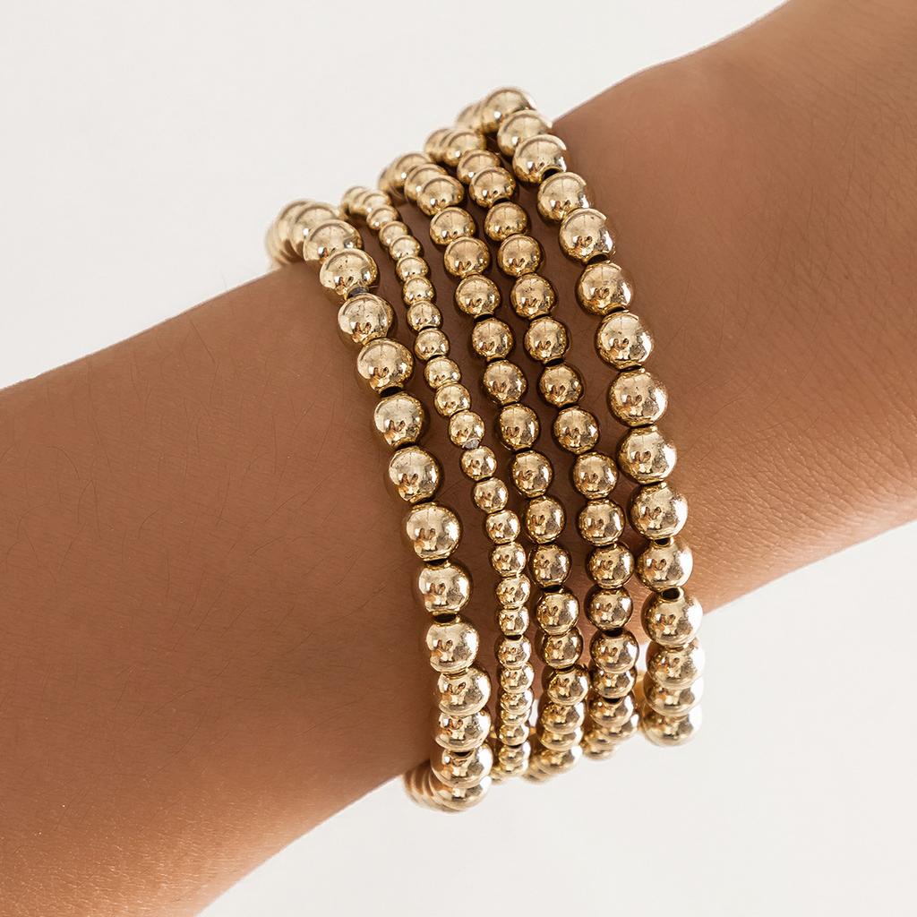 Fashion Metal Love Pendant Beaded Bracelet Set, Sweet And Cool Round Bead Chain Stacked Bracelet Woman