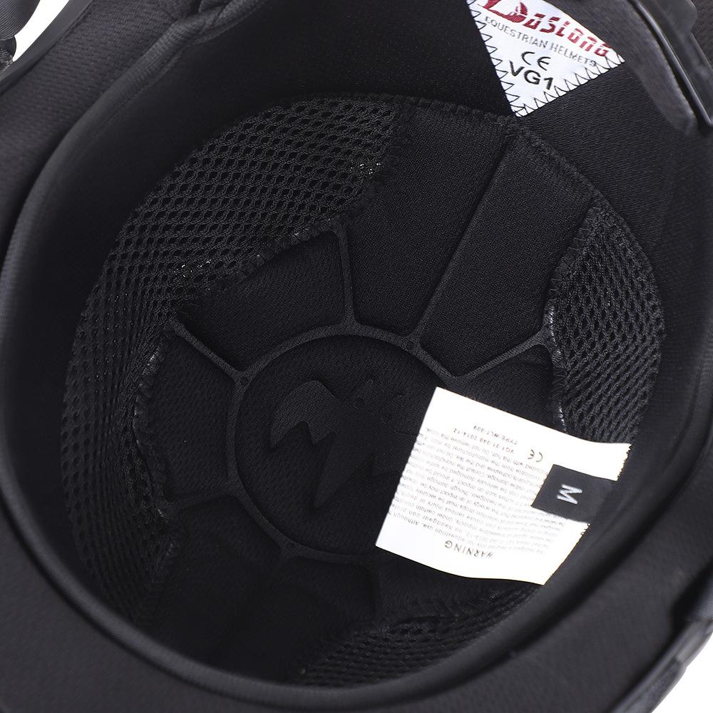 Equestrian helmet is breathable, safe, and adjustable. Outdoor riding helmet for men and women. Equestrian safety helmet and equestrian equipment