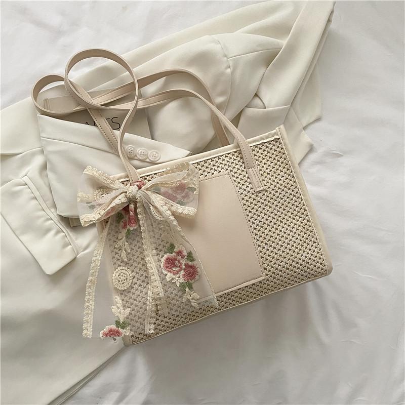 

Internet celebrity spring bag women s 2025 new fashion woven shoulder bag large capacity casual contrasting straw tote bag