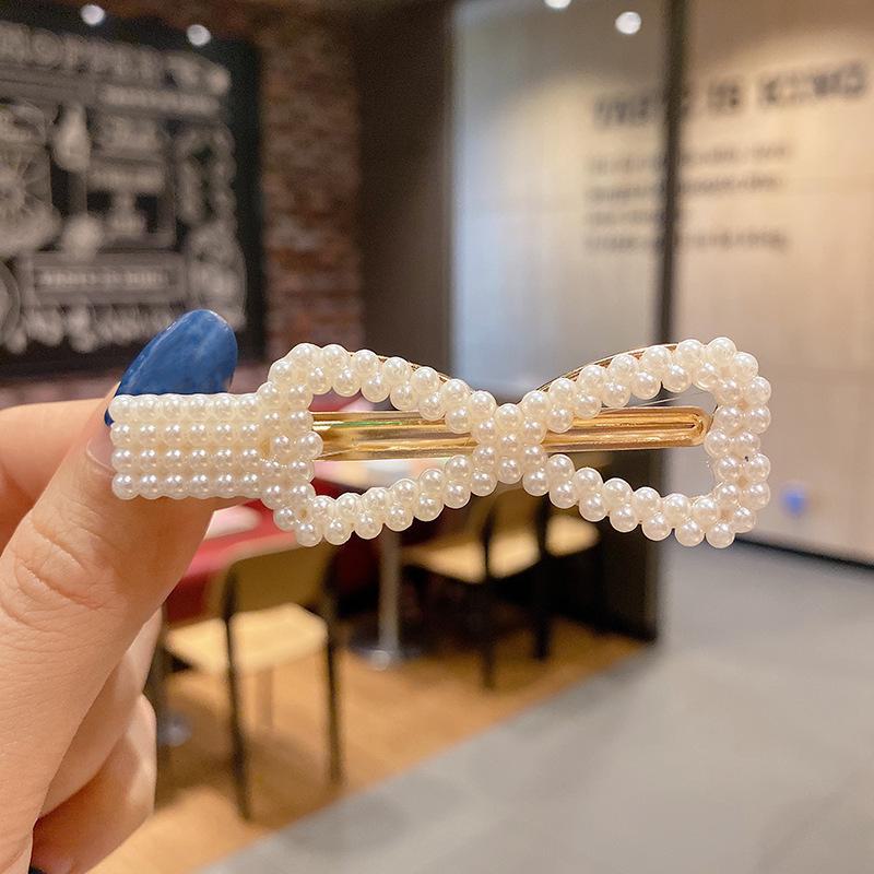 Korean Rhinestone Pearl Hairpin for Women: Elegant Side Clip for Bangs