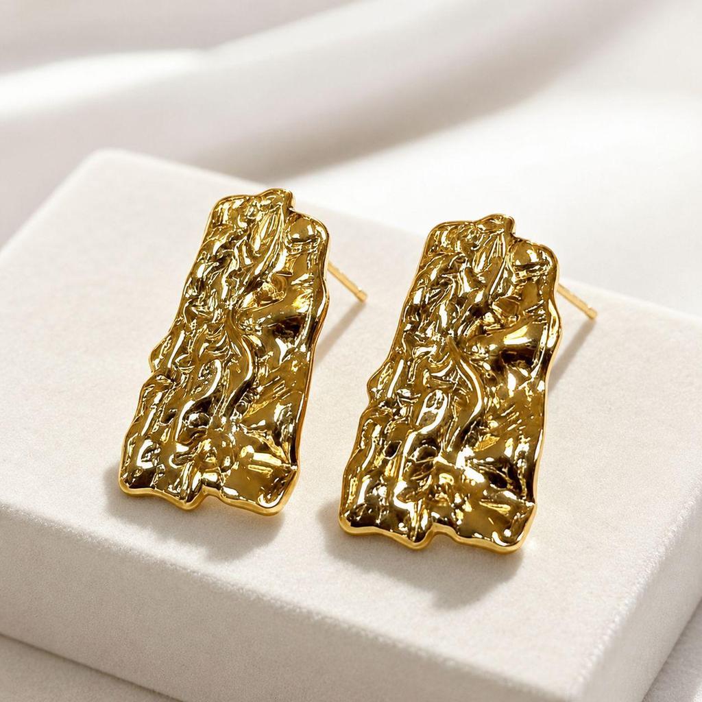 European & American Style Floral Pattern Gold Stainless Steel Long Earrings - Luxurious, Exaggerated, Statement Ear Studs