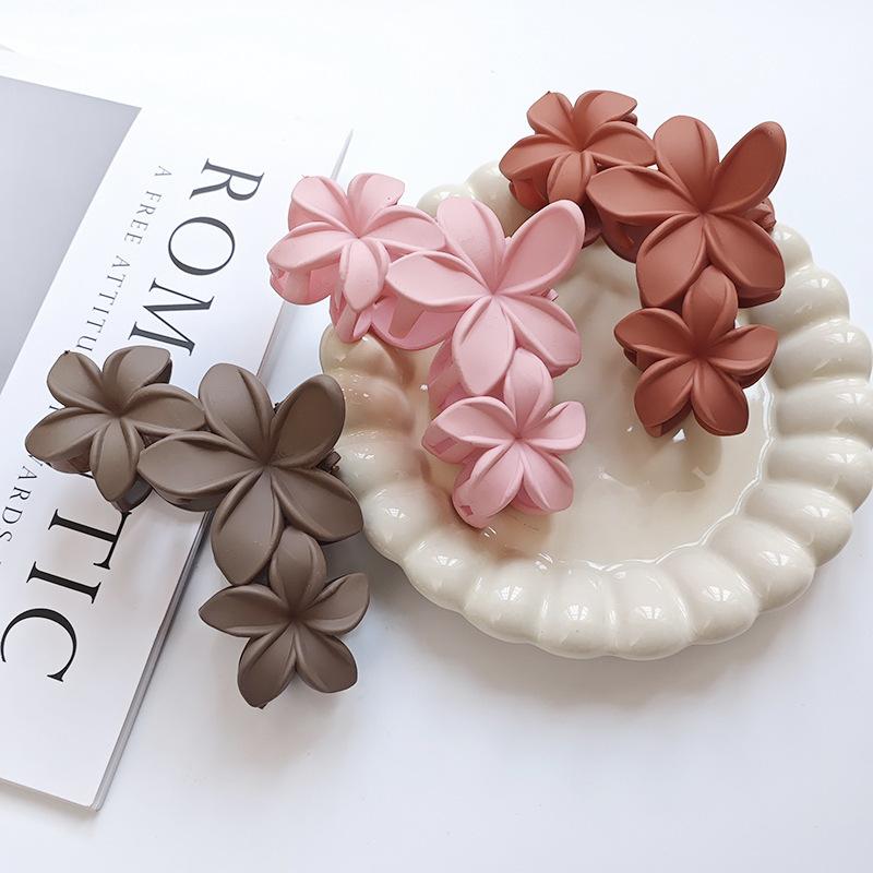 Retro Flower Hair Clip Female Vintage Temperament Versatile Plate Hair Clip Headdress Frosted Shark Clip Grab Clip Hair Accessories