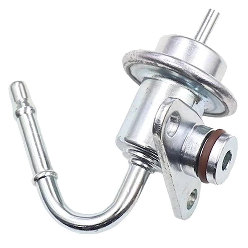 MN135774 Car Fuel Pressure Regulator For Mitsubishi Pajero 3.8L 6Cyl 6G75 2003-2006