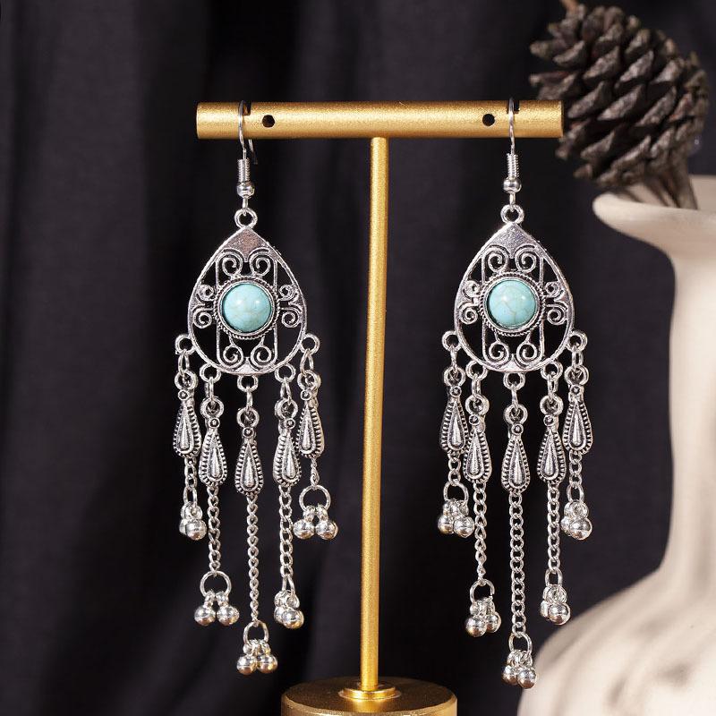 European, American and Bohemian Hollow Bead Fringed Earrings, High-end Retro Ethnic Style Earrings, Fashionable Long Earrings.