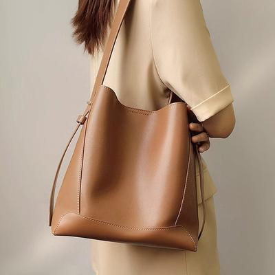 Large Bag for Women, Niche 2025 New Model, Crossbody Bag, Versatile Commuter Shoulder Bag, Large Capacity Bucket Bag