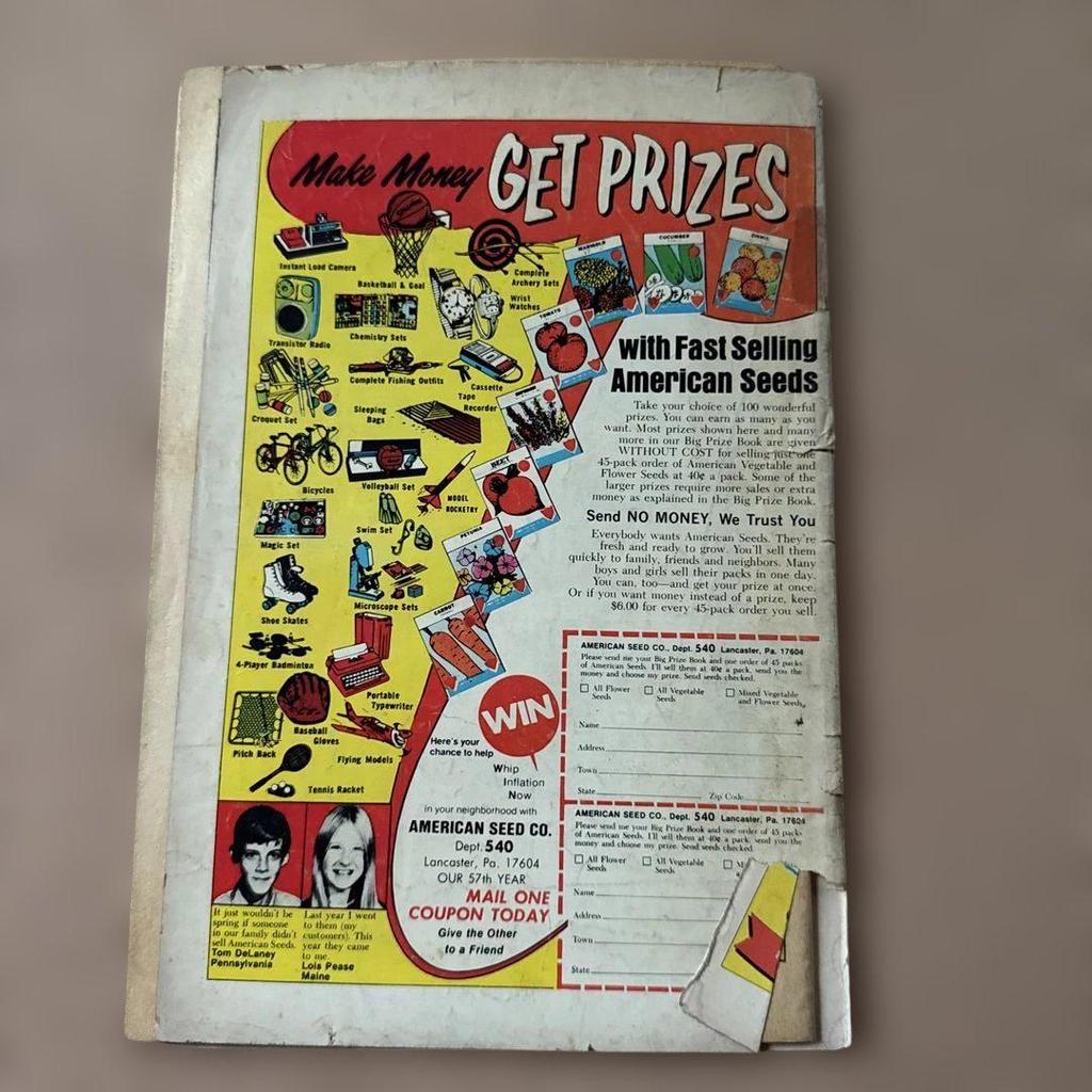 [USED] WALT DISNEY SCAMP Comics