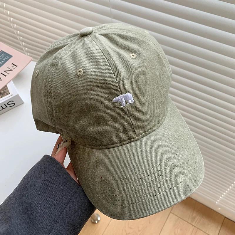 Stylish Polar Bear Embroidered Baseball Cap Sun Protective Breathable Adjustable ldeal Casual Hat Men Women Unisex Baseball Caps