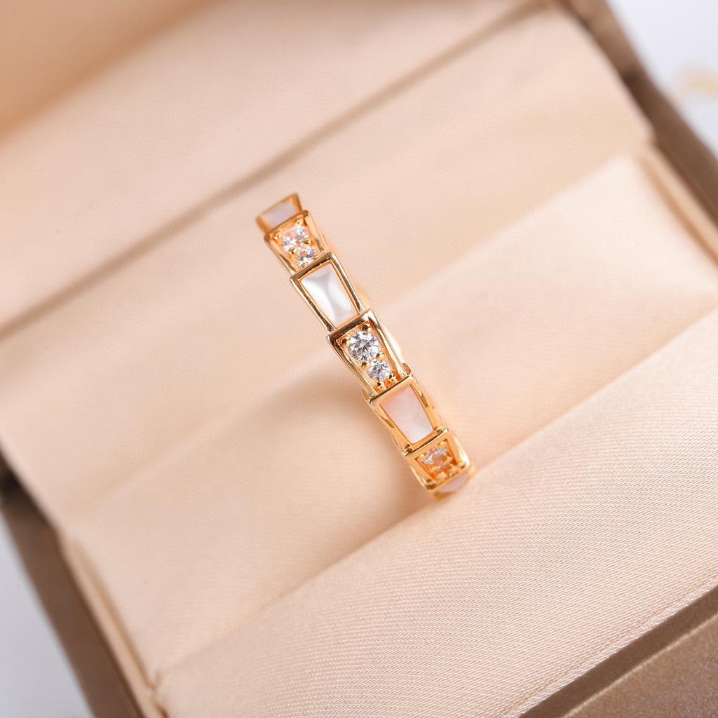 New Hot Brand Vintage Women's Rings Luxury Jewelry For Women Designer Rings Gift Fashion Pure 925 Silver Lady Party Rings