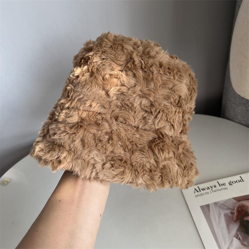 Fashion lamb wool plush bucket hat women's winter plush thickened warm temperament versatile cold hat