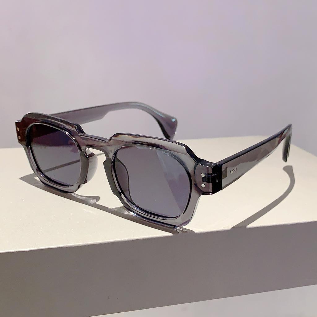 Vintage Square Sunglasses New in Stylish Candy Color Women Eyewear  Fashion Brand Design UV400 Protection Men Shades