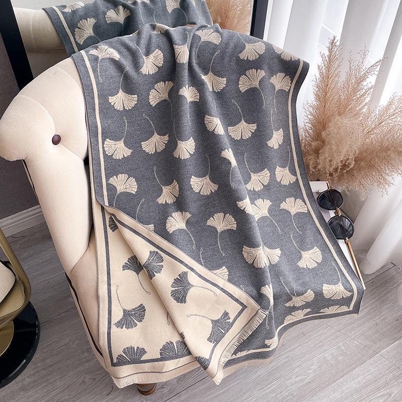 Scarf Women'S Winter High-End Sense Ginkgo Biloba Fashion Imitation Cashmere Warm Scarf Short Beard Fringed Shawl