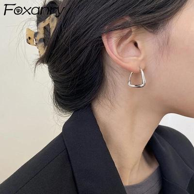 Prevent Allergy Silver Color Hoop Earrings for Women New Trendy Elegant Glossy Geometric Party Jewelry Ear Buckle