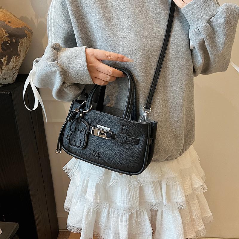 Premium sense portable bucket bag niche design large capacity bag 2025 summer new versatile shoulder messenger bag