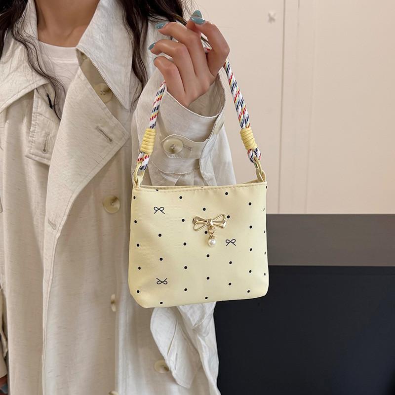 Small Square Soft Handbag With Inner Phone Pocket For Summer Daily Wear