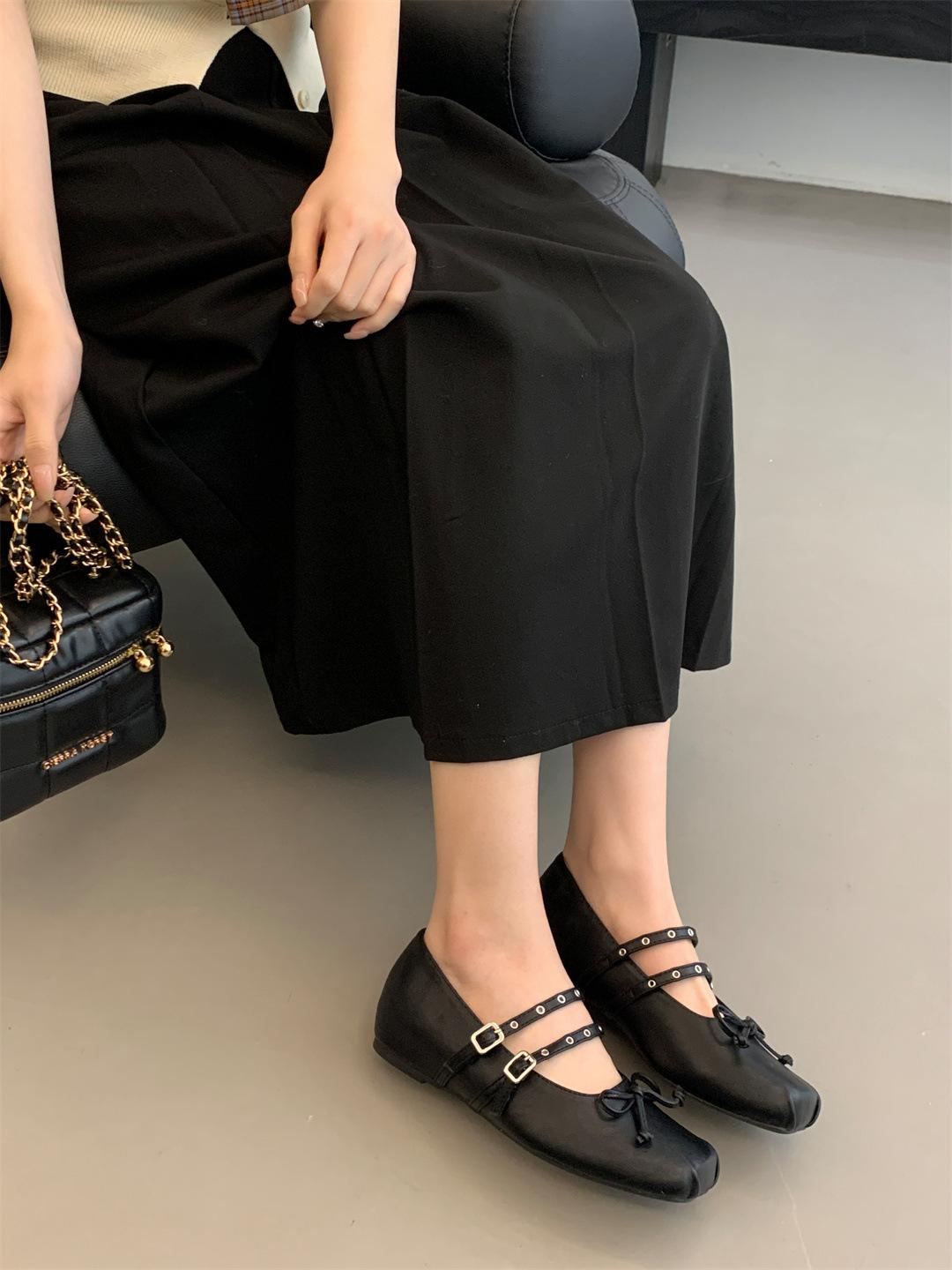 

Версия из овчины увеличение внутренней высоты кожаные ретро балетки толстый каблук туфли Мэри Джейн женские легкие на носок маленькие кожаные туфли одинарные 35