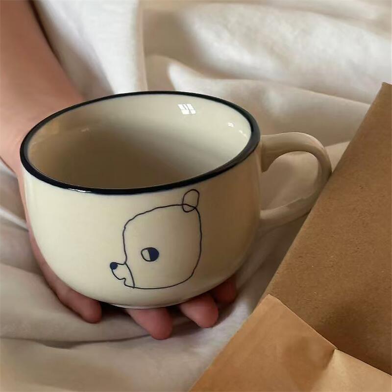 

Cute Line Bear Ceramic Mug Hand-Drawn Cartoon Bear Pattern Coffee Latte Milk Cup With Handle Heat-resistant Tea Ceramic Cup 201-300ml