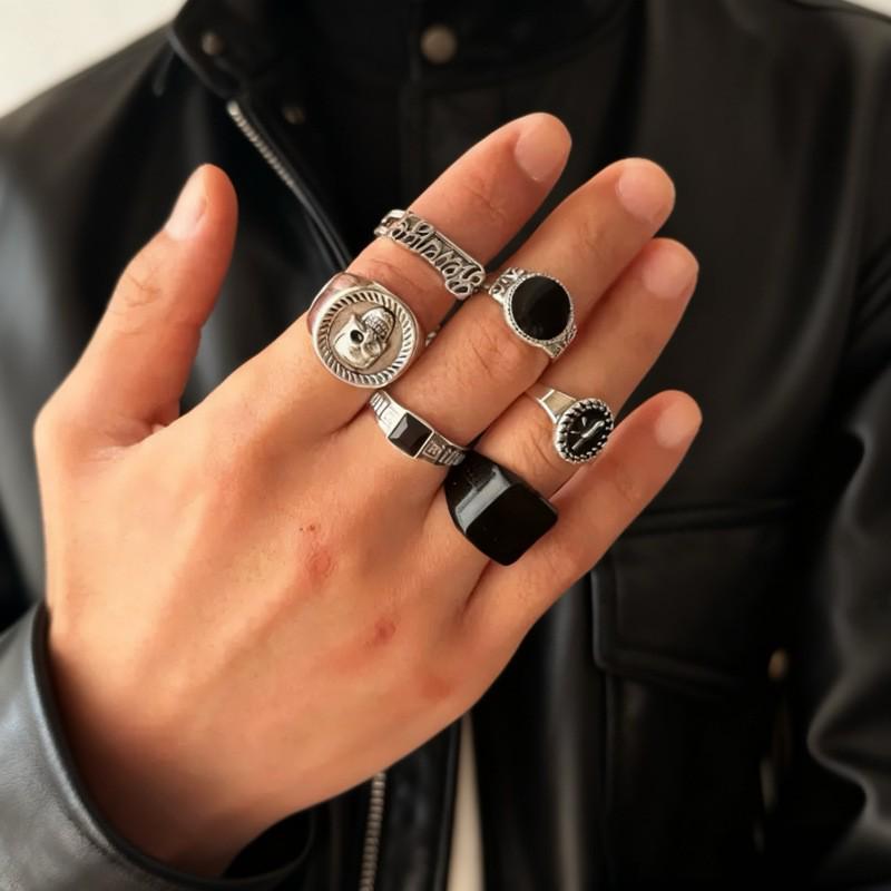 Retro Floral Carved Multi-Piece Stacking Ring Set