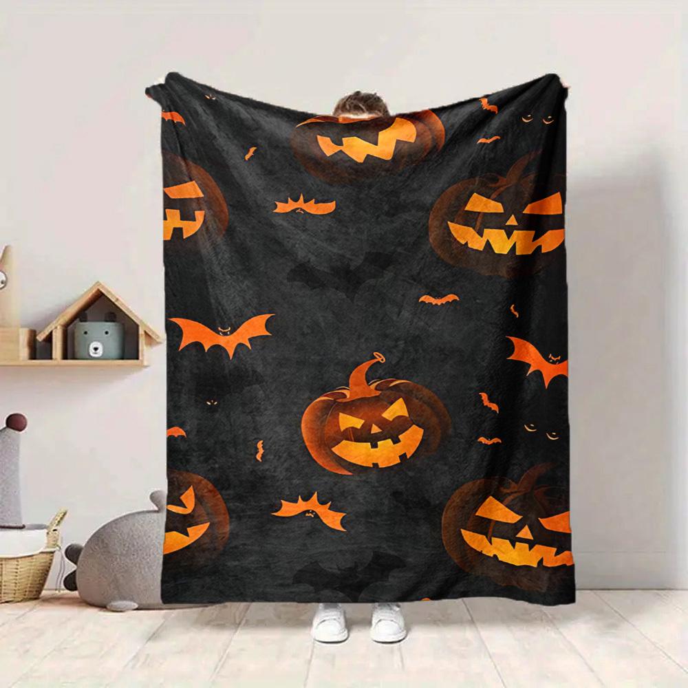 1pc Pumpkin Bat Print Blanket - Lightweight Flannel Throw Blanket For Sofa, Bed, Living Room, Office, Outdoor Travel, Camping, Soft All-Season070