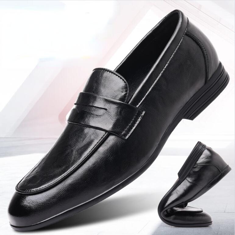 

Мужская модная обувь для вождения, британская обувь с круглым носком, обувь для ленивых, мужская кожаная обувь из коровьей кожи, деловые кроссовки, мужская обувь с мягкой подошвой 38 чёрный