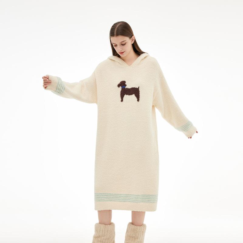 Lazy wind half-edge velvet nightgown women's autumn and winter Korea loose and thin long nightgown over knee cover soft pajamas