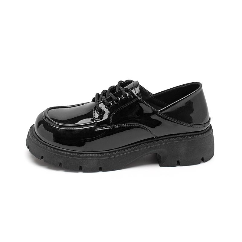 Glossy small leather shoes, new winter models, white British style lace-up, Japanese jk.