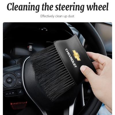 1Pcs Car Dedusting Brush Air Outlet Cleaning Brush for Spark Captiva Cruze Tracker Epica Nubira